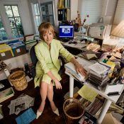 Judy Woodruff is journalist who has worked in TV for CBS, NBC, PBS and currently  seen on Bloomberg TV.